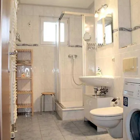 Strandhaus Redewisch Whg 5 * Boltenhagen (Ostseebad)